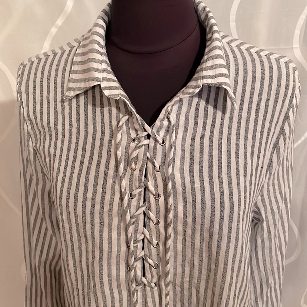 Promesa Striped Blouse, Size Large. - Picture 2 of 6